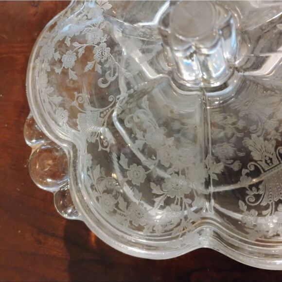 Vintage Duncan Miller Three Section Crystal Etched Candy Dish - Picture 11 of 12